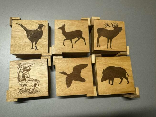 Unikatowe podkładki pod napoje z drewna egzotycznego