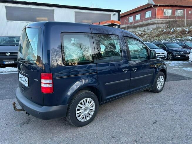 Volkswagen Caddy 2.0 MPI 109 KM 5 osobowy 2014 r cena export