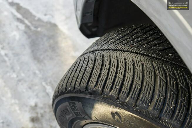 Ford Kuga St-line / LEDY / Virtual / Kamera Cofania / Gwarancja na ROK / FV23%