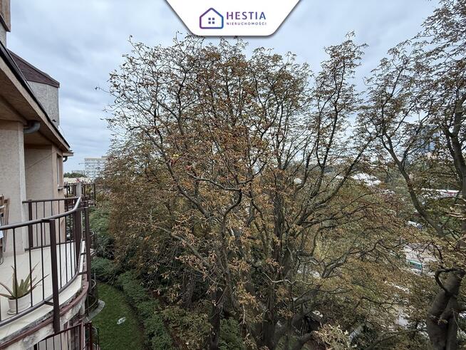 Duża Kawalerka z balkonem - Zamknięte Osiedle !