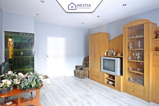 Poniemiecki dom z dużą stodołą - super cena!