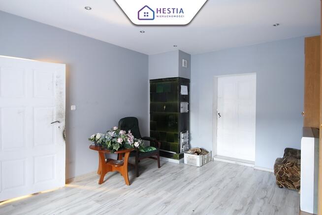 Poniemiecki dom z dużą stodołą - super cena!