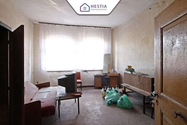 Poniemiecki dom z dużą stodołą - super cena!