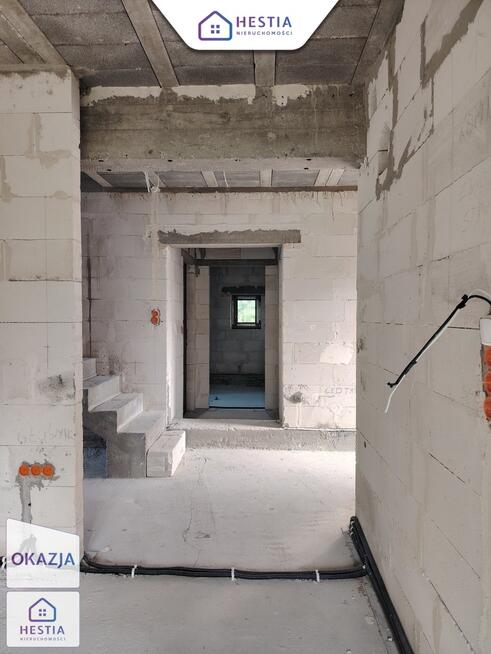 Dom do wykończenia w malowniczej okolicy