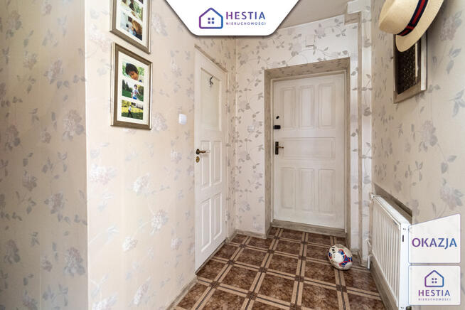 Bliźniak z ogrodem, balkonami i piwnicą.