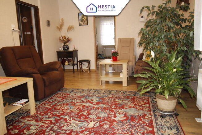 Dom k. Szczecinka na dużej działce blisko jeziora