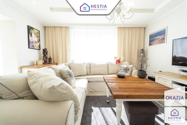 Dom wolnostojący, w całości podpiwniczony.