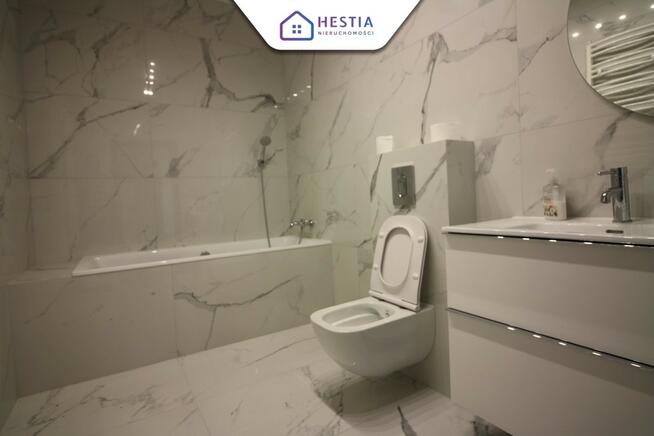 Na sprzedaż nowy dom w stylu dworkowym