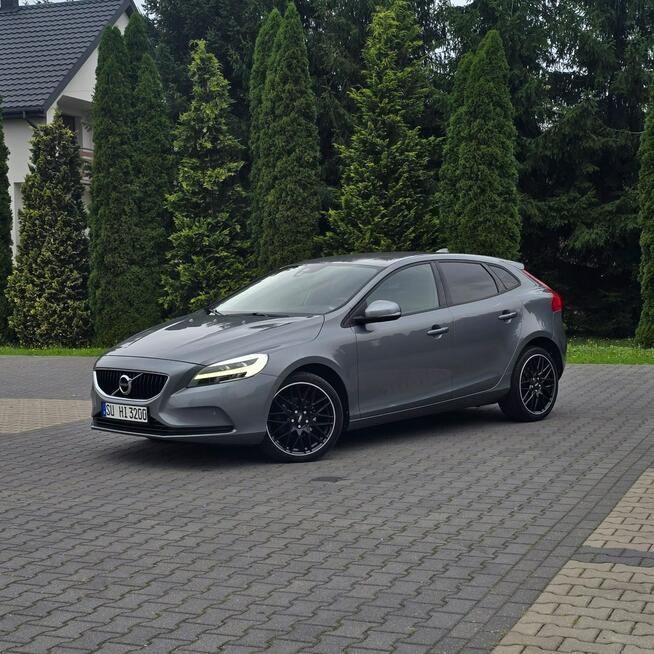 Volvo V40 II 2.0 D2 Drive-E Summum