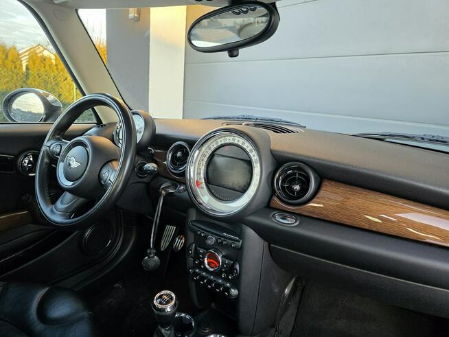 Mini Cooper S śliczny /tylko 128890km/ DUŻA NAVI/ 2 kpl kół/ maksymalne wyposażenie