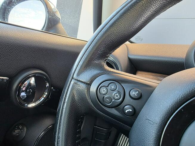 Mini Cooper S śliczny /tylko 128890km/ DUŻA NAVI/ 2 kpl kół/ maksymalne wyposażenie