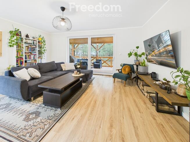 Dom parterowy w otulinie lasu