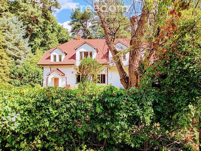 Willa w Konstancinie idealna na dom lub pensjonat