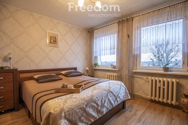 Na sprzedaż trzypokojowe mieszkanie z balkonem