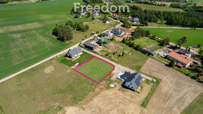 Działka budowlana – 250 m2 zabudowy !