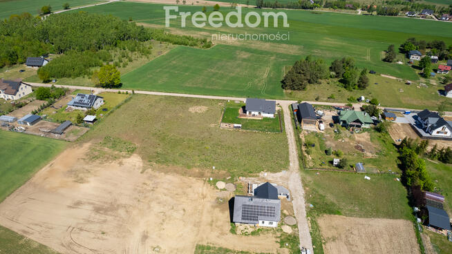 Działka budowlana – 250 m2 zabudowy !