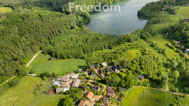 Działka budowlana z dostępem do jeziora i rzeki !