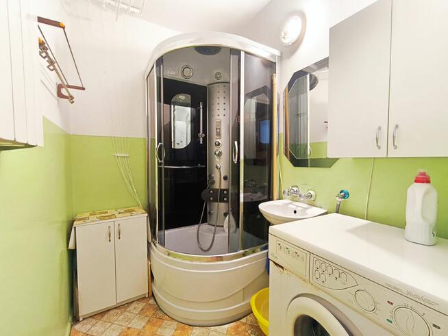 trzypokojowe z balkonem na pierwszym piętrze