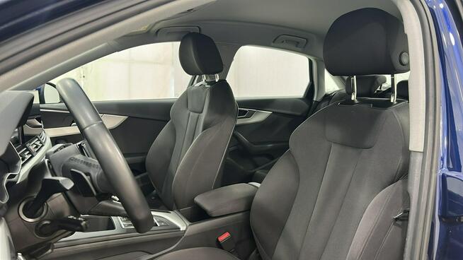 Audi A4 Limousine 35 TDI mHEV Advanced Stronic hak