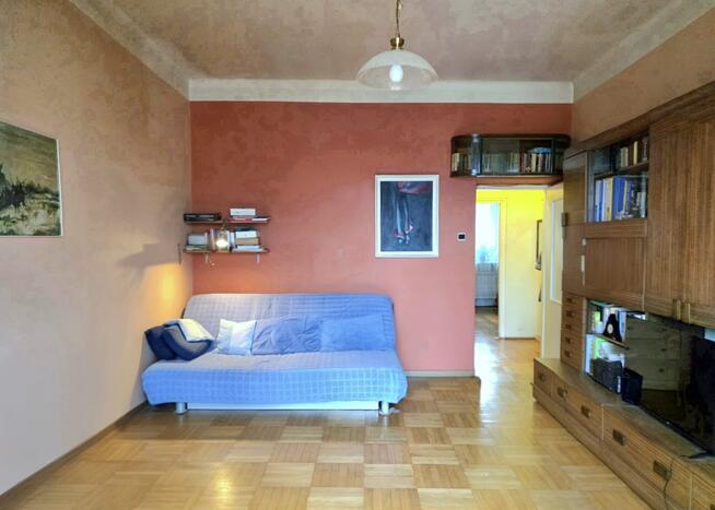 Kopińska, Stara Ochota kamienica 3,06 m wysokie