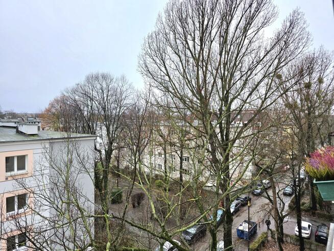 Kopińska, Stara Ochota kamienica 3,06 m wysokie