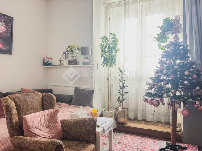 Bez Prowizji!- Przedwojenna kamienica | 3 pokoje