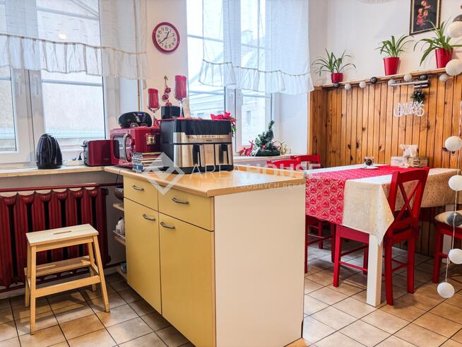 Bez Prowizji!- Przedwojenna kamienica | 3 pokoje