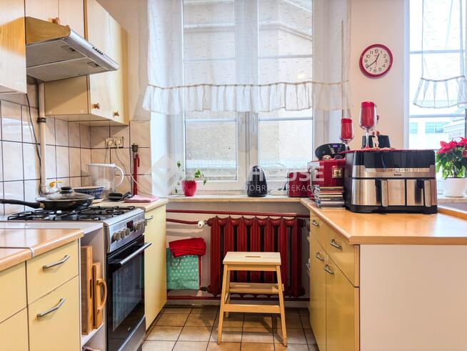 Bez Prowizji!- Przedwojenna kamienica | 3 pokoje