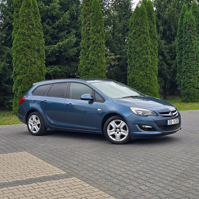Opel Astra J 1.4 Benzyna 100KM Selection