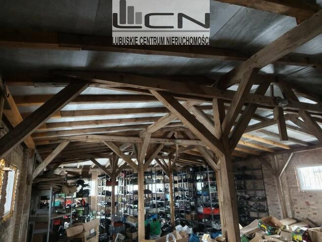 Murowana hala z rampą Bobrówko gm. Strzelce Kraj.