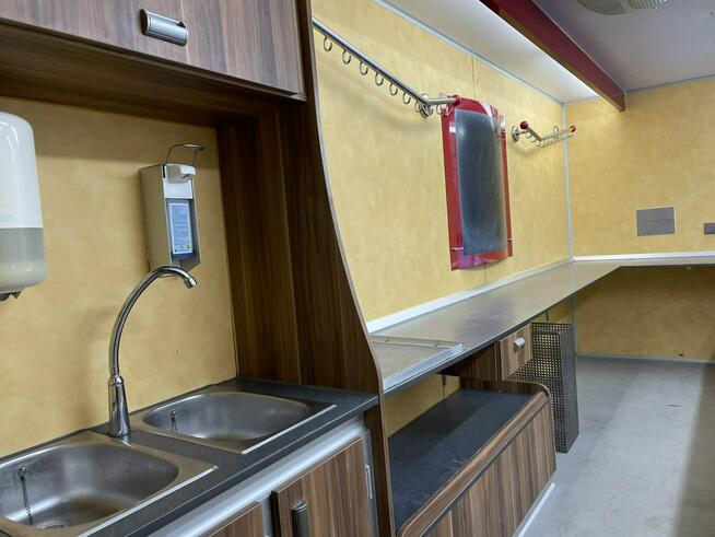 Renault Master Autosklep wędlin Gastronomiczny Food Truck Foodtruck Borco Lada 4,70