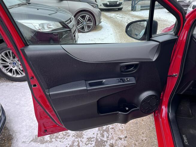 Toyota Yaris 1.0 1wł Klima EL szyby ABS WIelofunkc kIerowinica BEz Korozji BEzwypad