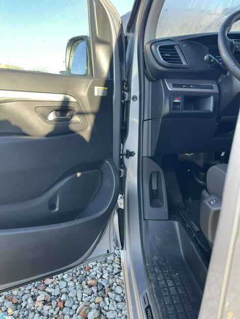 Toyota Proace Verso Salon PL Automat 8 osobowy Podgrzewanie Kamera 177KM