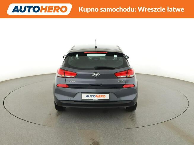 Hyundai i30 klimatyzacja tempomat czujnik zmierzchu