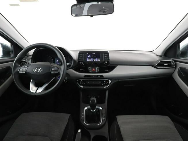 Hyundai i30 klimatyzacja tempomat czujnik zmierzchu