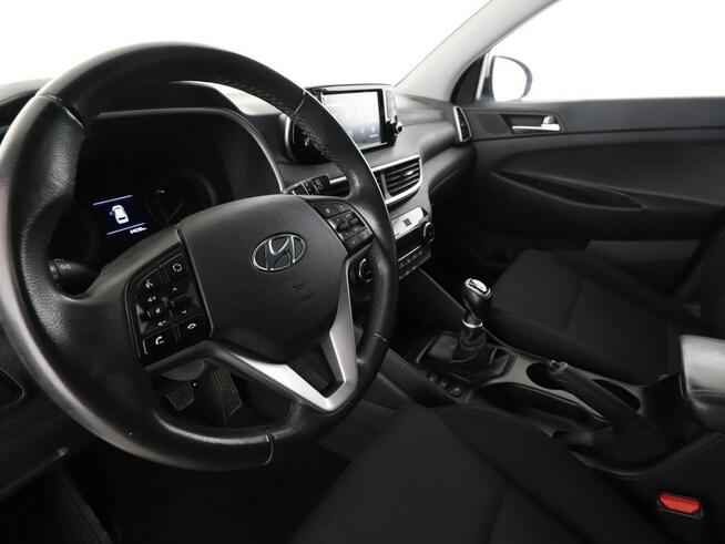 Hyundai Tucson klima auto kamera i czujniki parkowania Apple CarPlay & Android Auto