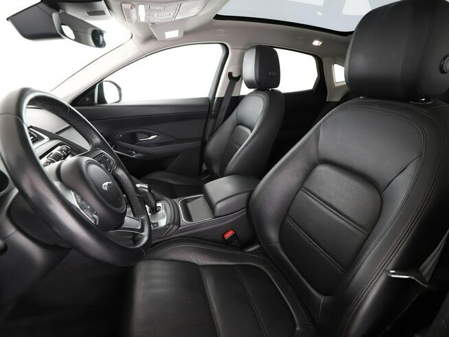 Jaguar E-Pace P200 Automat AWD Panorama Navi Tempomat Grzana Wentylowana Skóra LED