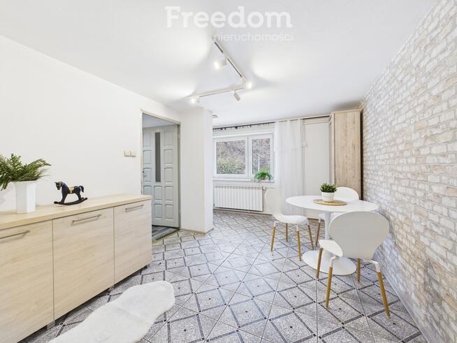 Dom z dużym potencjałem, zagospodarowana działka.