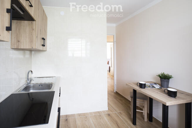 Nowe 2 pokoje po remoncie - al. Niepodległości