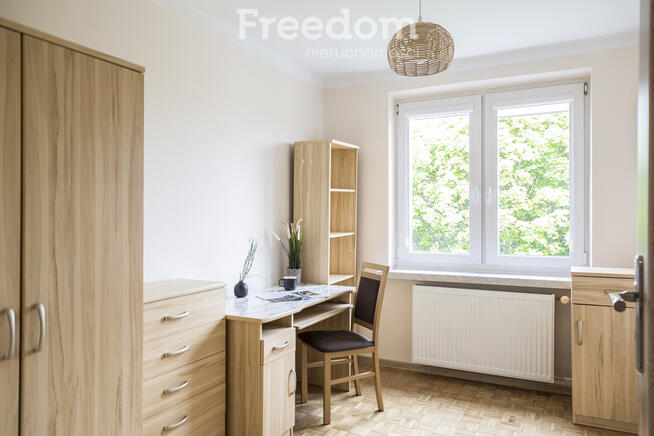 Nowe 2 pokoje po remoncie - al. Niepodległości