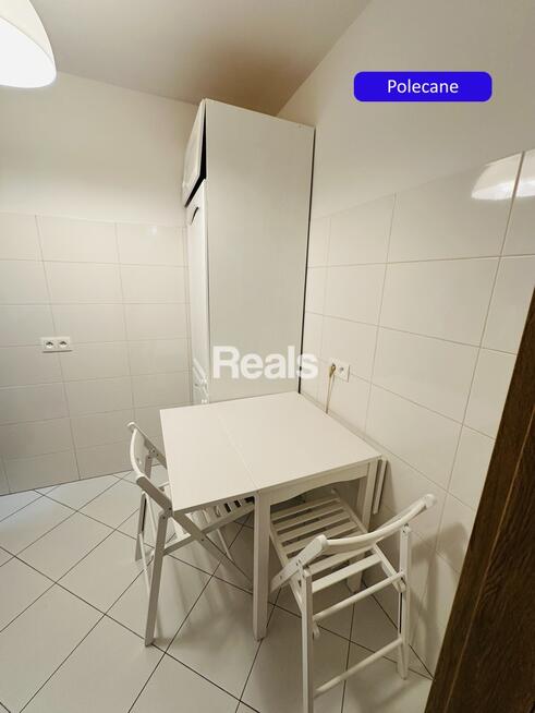 3 oddzielne pokoje po remoncie! Parking