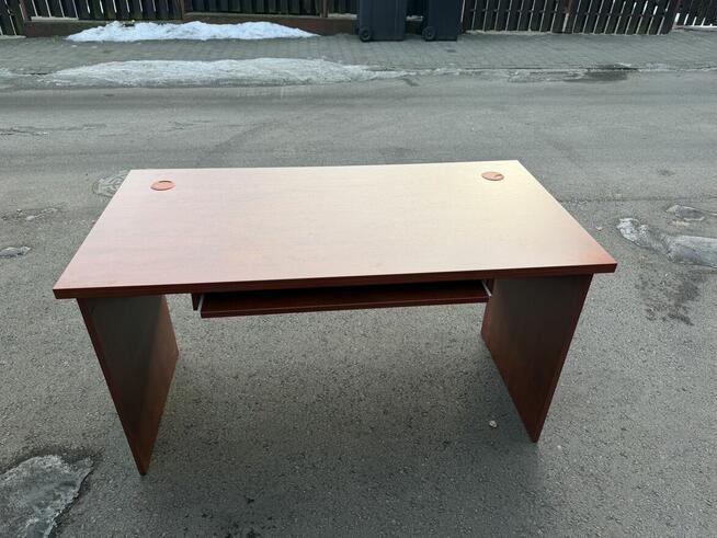 2 solidne biurka stan jak nowe 250 zł szt.