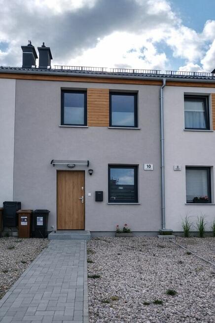 Dom 720 tyś bez pośredników i agencji , prywatnie.