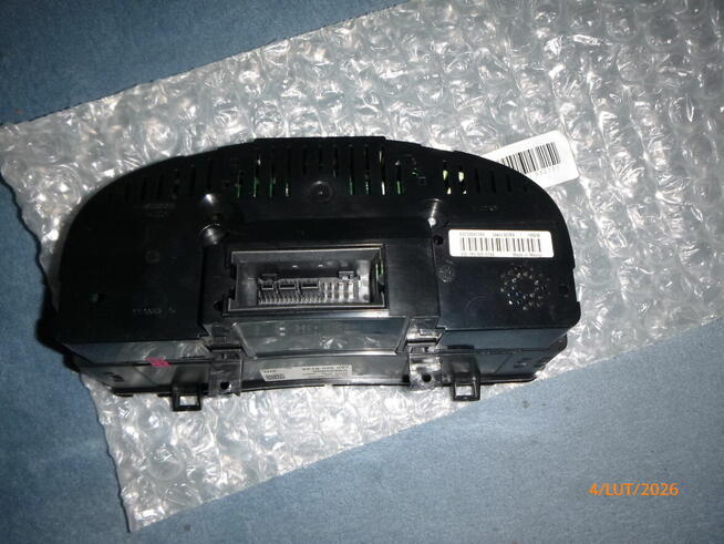 Licznik zegary pełny FIS GOLF V ,benzyna 260km/h 1k0920874A