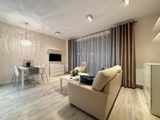 Komfortowe 2 pok. z balkonem / siłownia / Ogrody Hallera