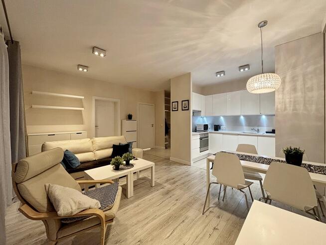 Komfortowe 2 pok. z balkonem / siłownia / Ogrody Hallera