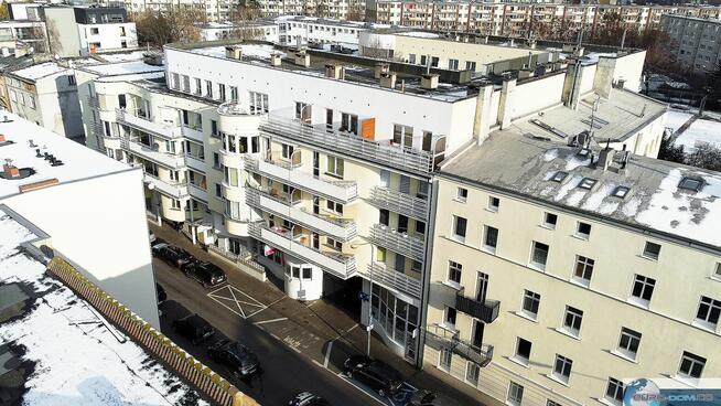 Przestronna kawalerka garderobą – Sołacz, ul. Sokoła