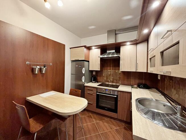 Rozkładowe 2 pok. / klimatyzacja / parking w cenie