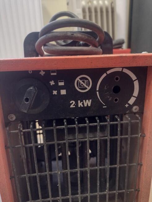 NAGRZEWNICA BLYSS IFH--2000AV 2KW