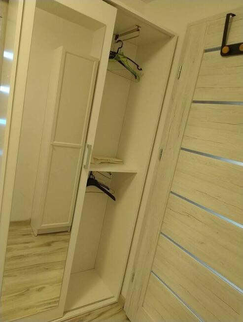 Dwupokojowe mieszkanie 40m2 2500zł +700=3200 całość